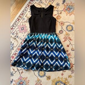 Charlotte Russe Black and Blue Fit and Flare Prom Dress